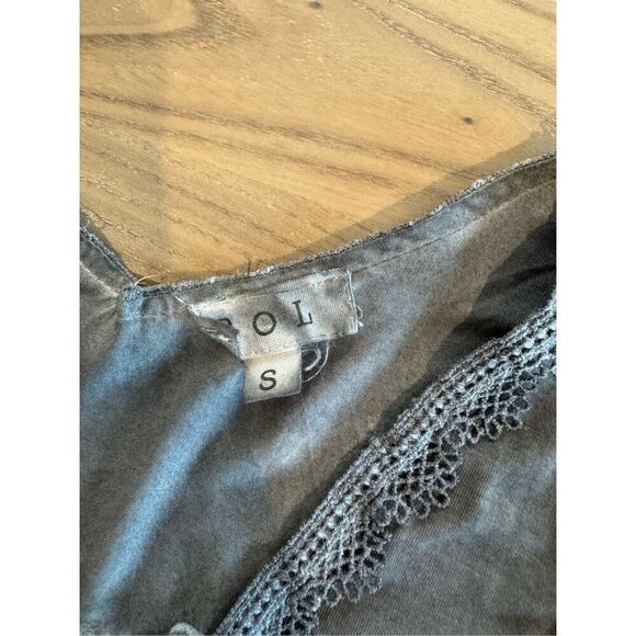 POL Washed Gray Boho Lace Up Top Size Small NEW - Picture 5 of 5